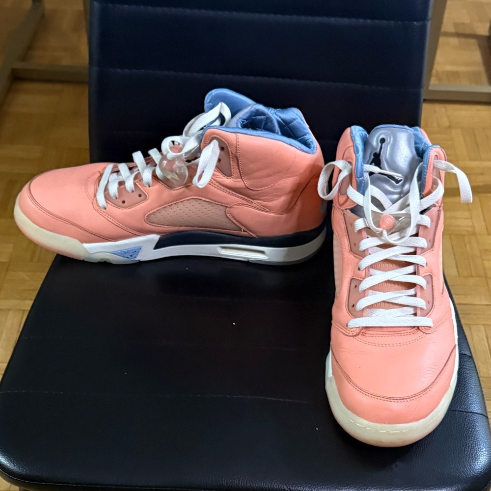 Men's Athletic Shoes in Pink and Blue
